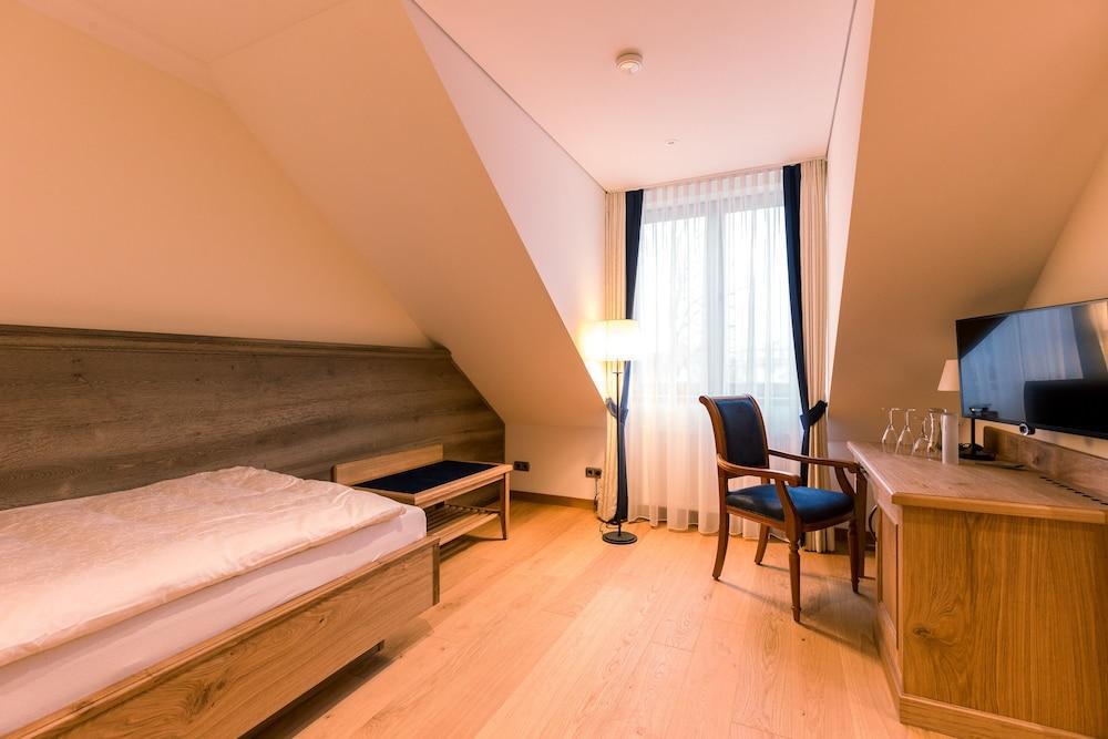 Hotel & Gaststaette Zum Erdinger Weissbraeu München Eksteriør billede