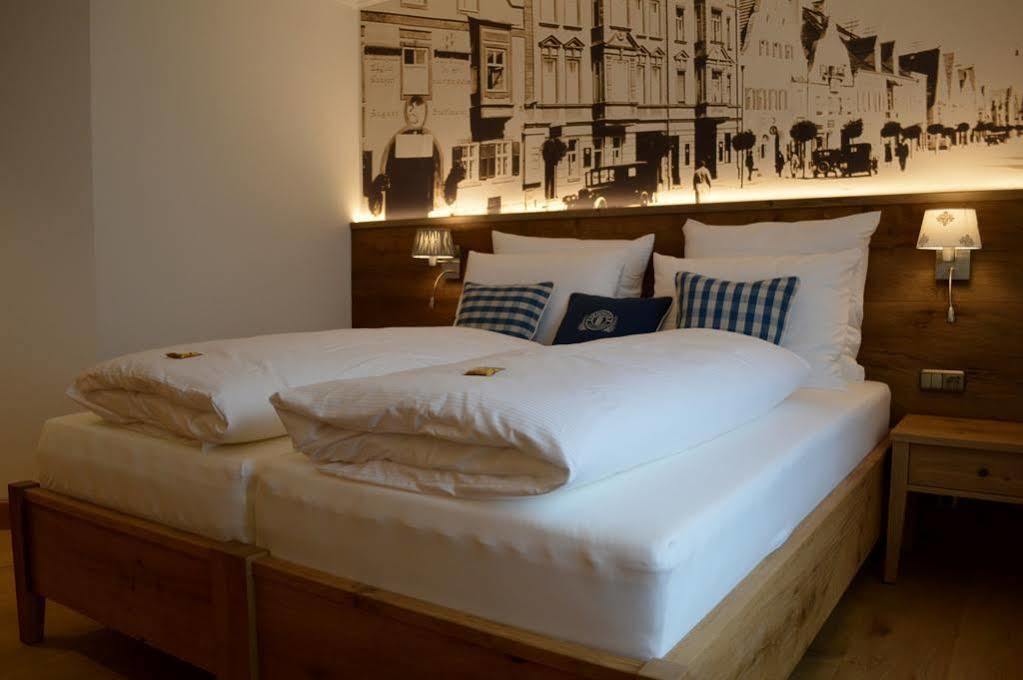 Hotel & Gaststaette Zum Erdinger Weissbraeu München Eksteriør billede