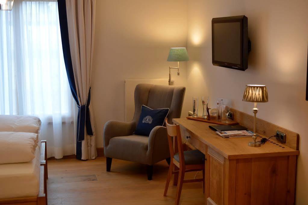 Hotel & Gaststaette Zum Erdinger Weissbraeu München Eksteriør billede