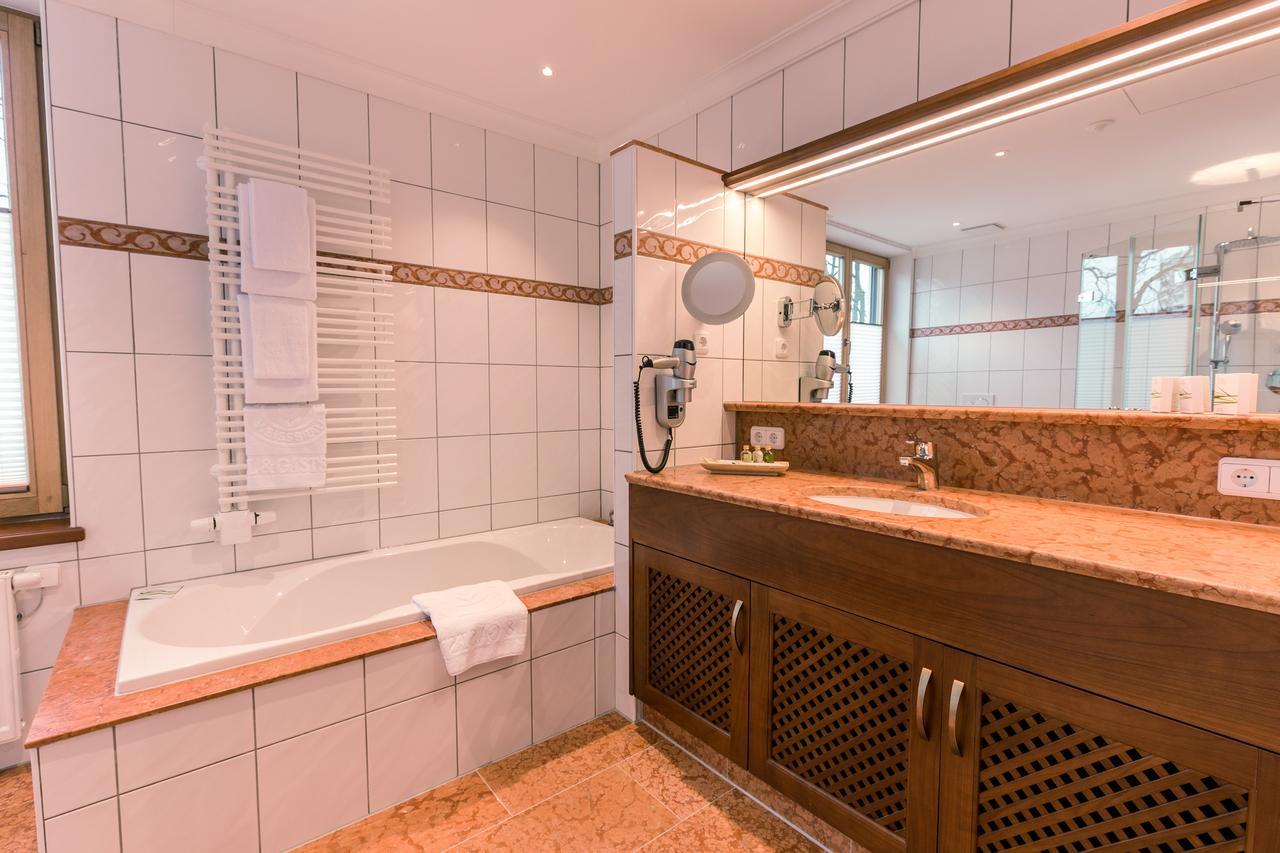 Hotel & Gaststaette Zum Erdinger Weissbraeu München Eksteriør billede