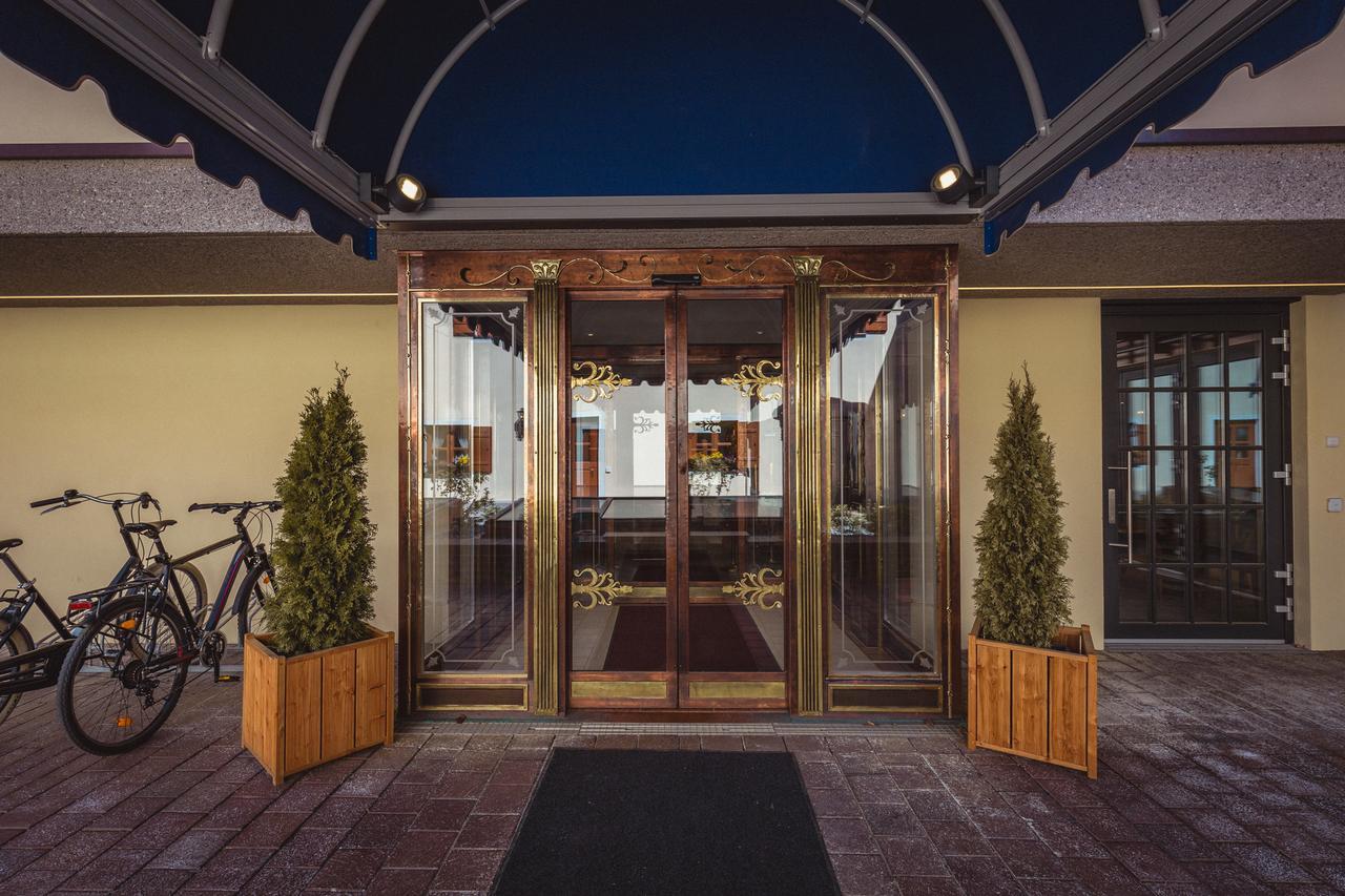Hotel & Gaststaette Zum Erdinger Weissbraeu München Eksteriør billede
